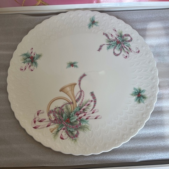 Mikasa Bone China Holiday Dessert Tray with Server. New in Box - Picture 3 of 11